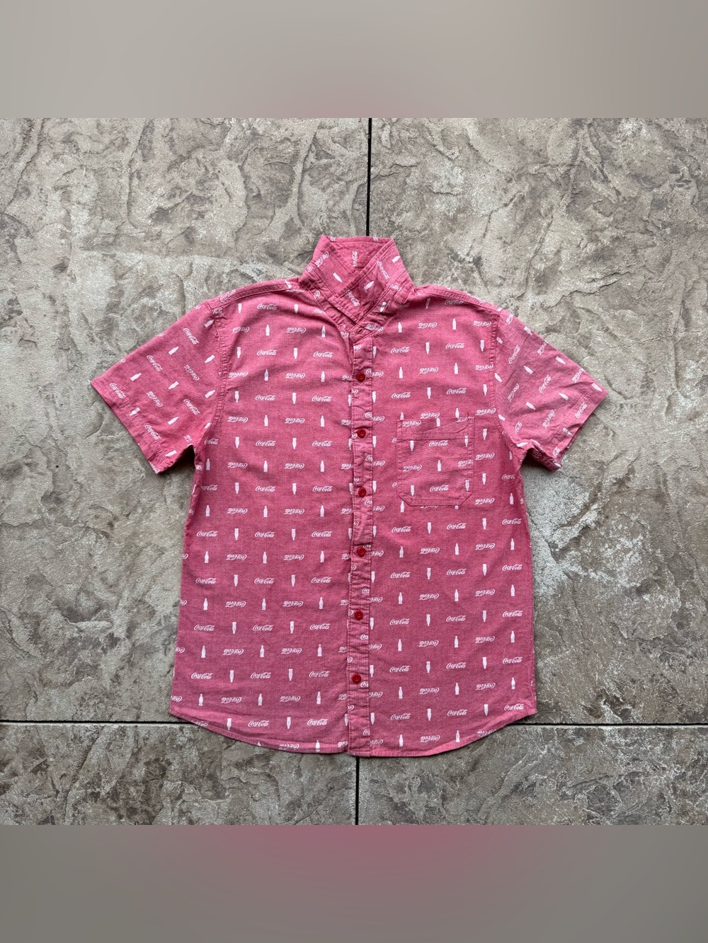 Vintage 00s Coca-Cola All Over Print Red Button Down Shirt Size Medium